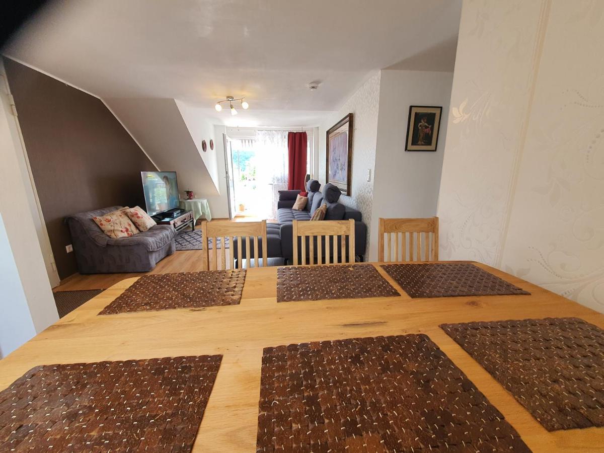 Ferienwohnung Berg View Bad Kissingen Apartment Mit 3 Schlafzimmern Exterior photo